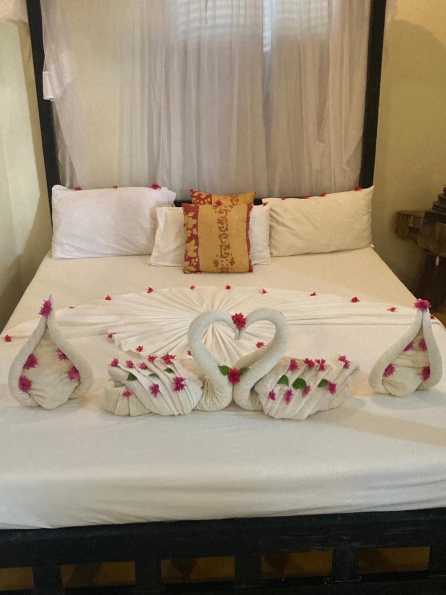 Msafini Hotel ลามู ภายนอก รูปภาพ