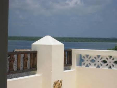Msafini Hotel ลามู ภายนอก รูปภาพ
